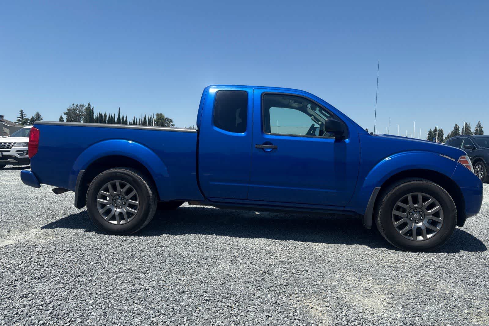 Thumbnail: 2012 Nissan Frontier - 9