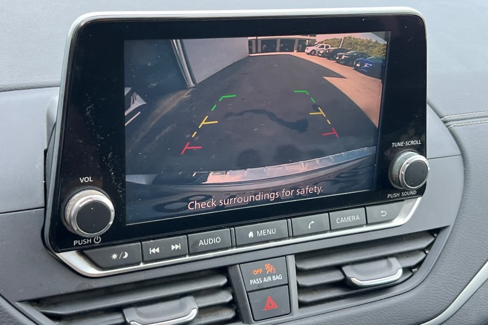 Thumbnail: 2020 Nissan Altima - 19