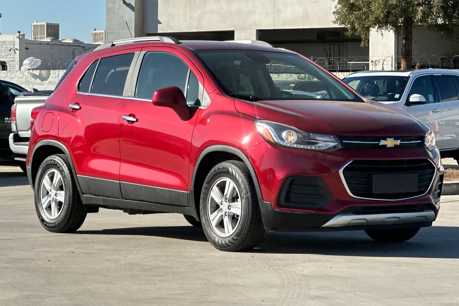 Thumbnail: 2019 Chevrolet Trax - 10