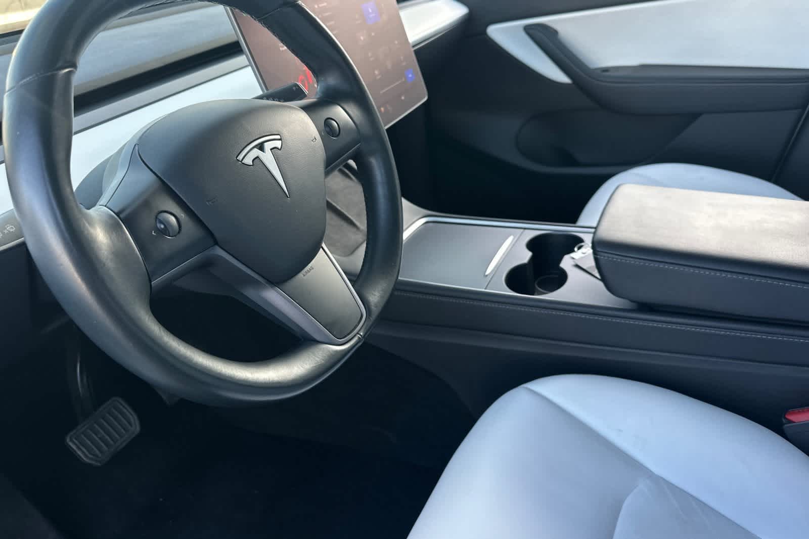 Thumbnail: 2022 Tesla Model Y - 12