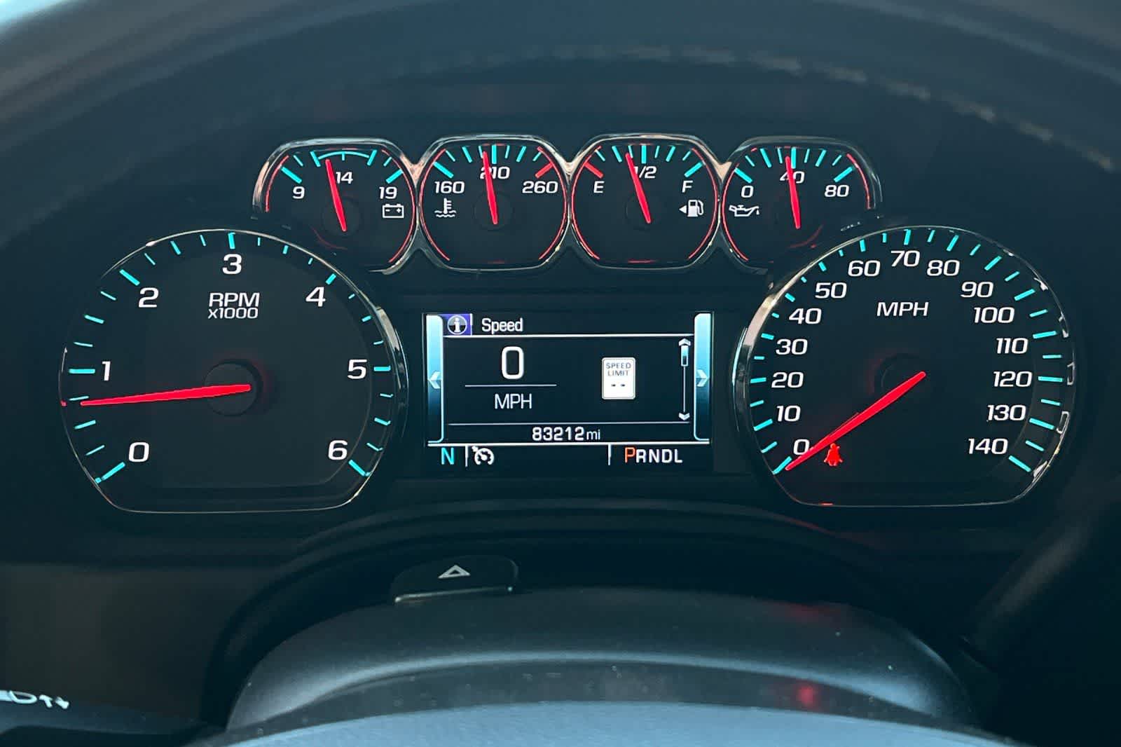 Thumbnail: 2019 Chevrolet Tahoe - 26