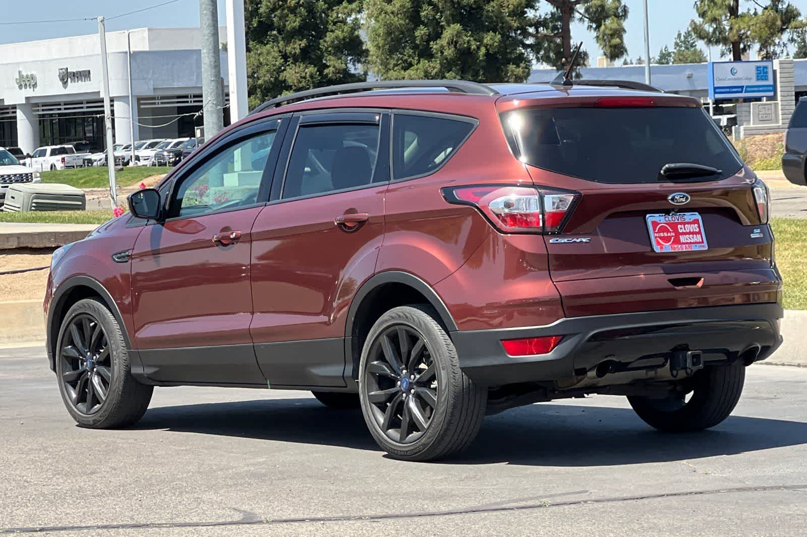 Thumbnail: 2018 Ford Escape - 7