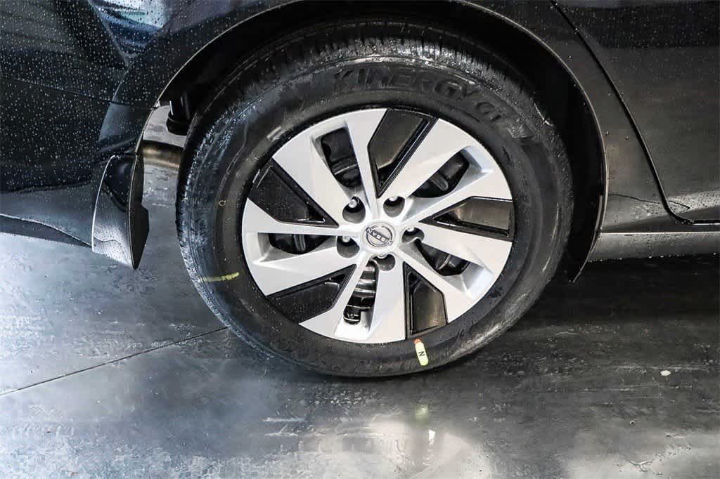 Thumbnail: 2025 Nissan Altima - 9