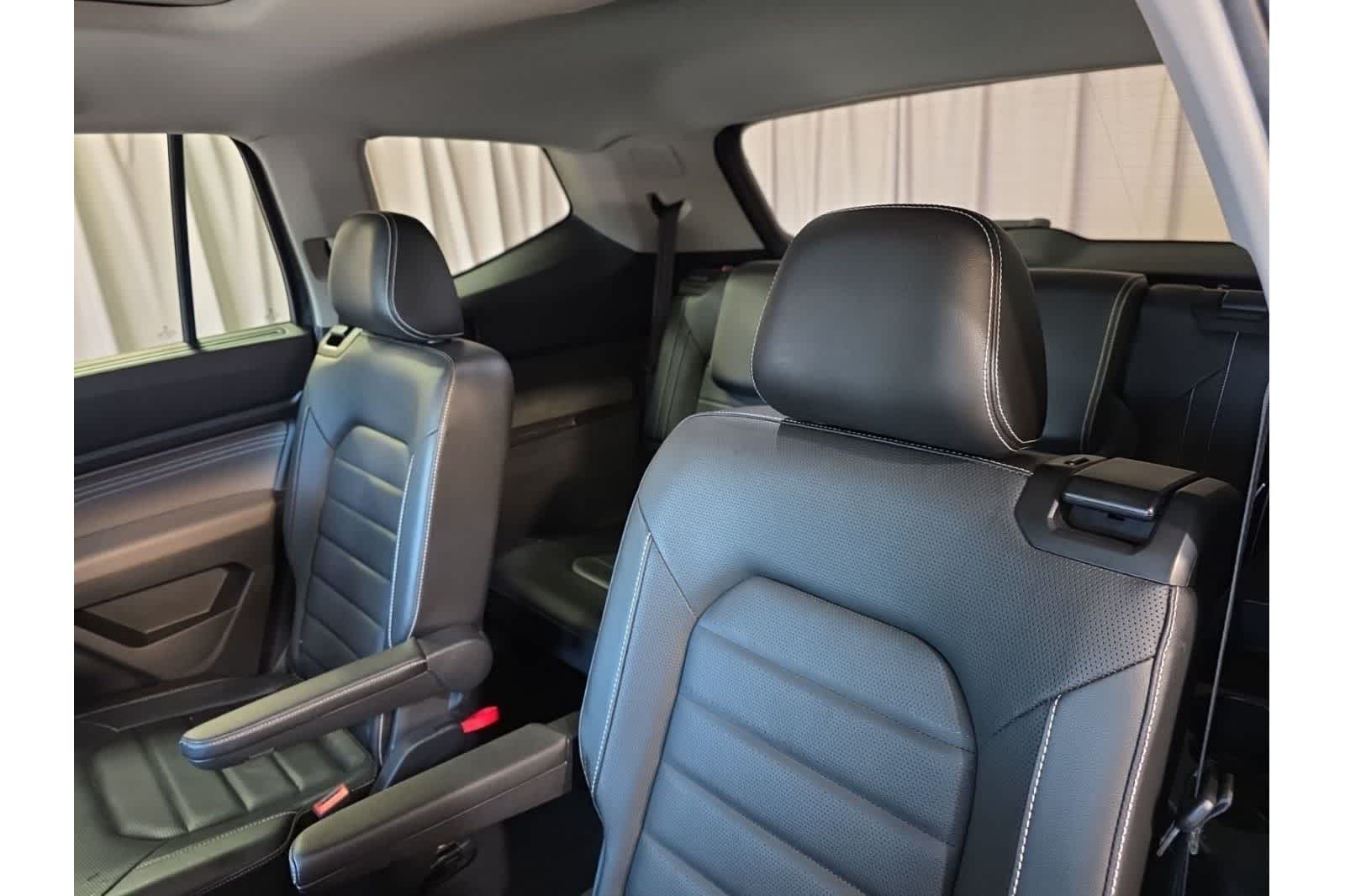 Thumbnail: 2022 Volkswagen Atlas - 15