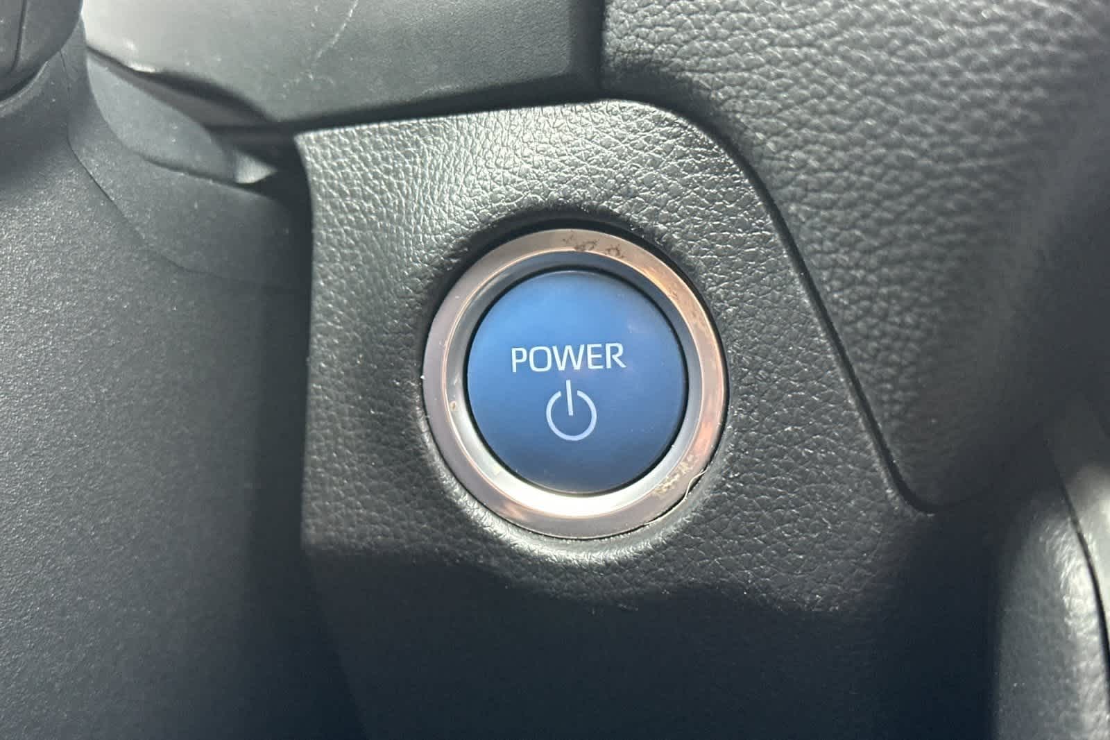 Thumbnail: 2021 Toyota RAV4 - 28