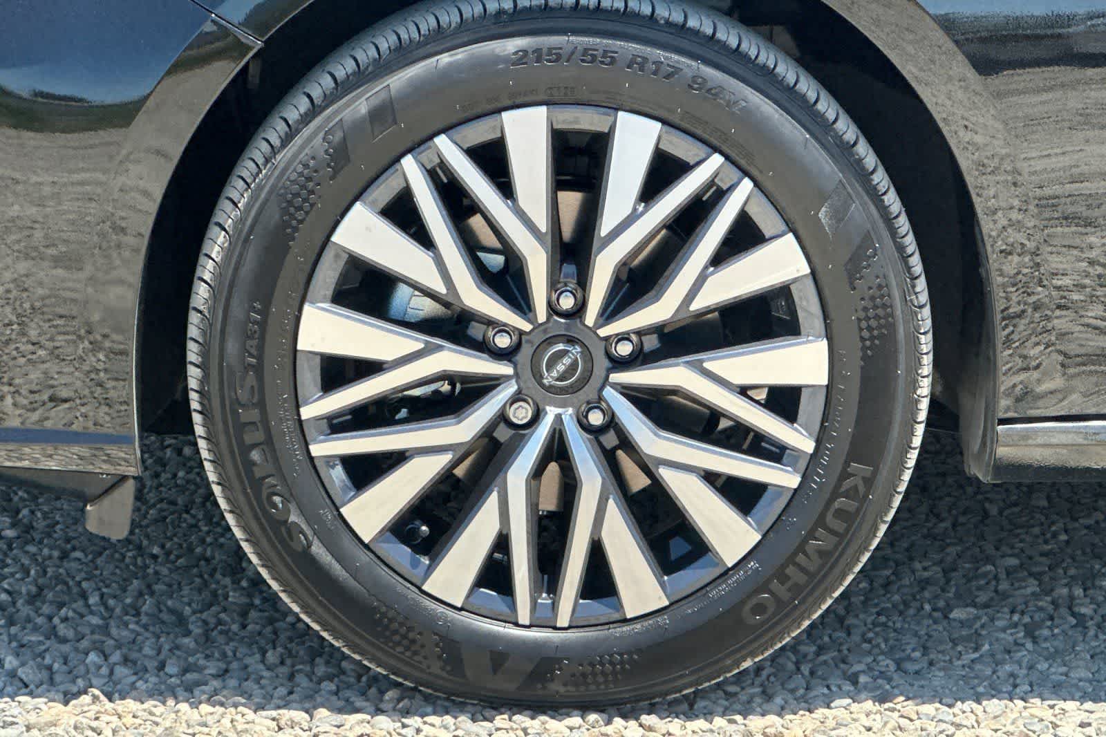 Thumbnail: 2026 Nissan Altima - 30