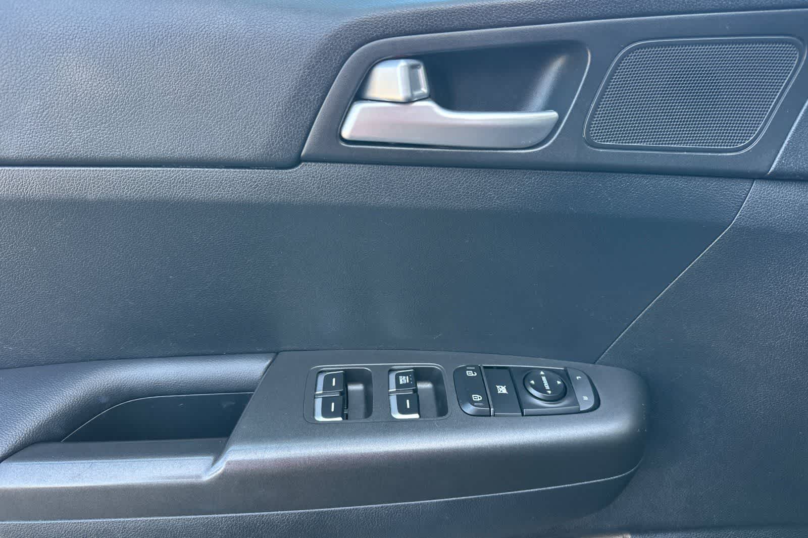 Thumbnail: 2021 Kia Sportage - 13