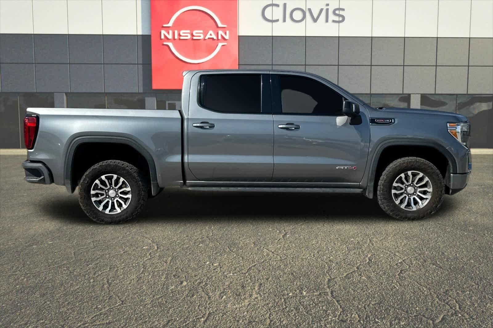 Thumbnail: 2022 GMC Sierra 1500 - 9