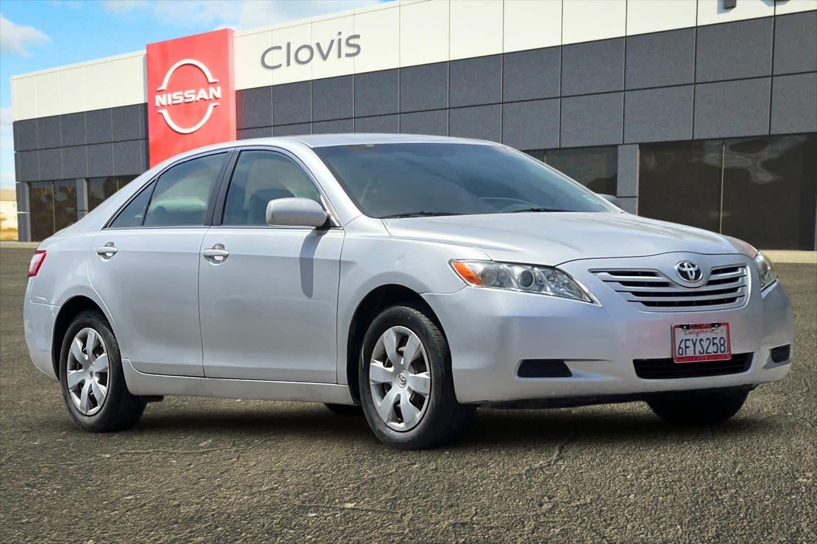 2009 Toyota Camry LE 9