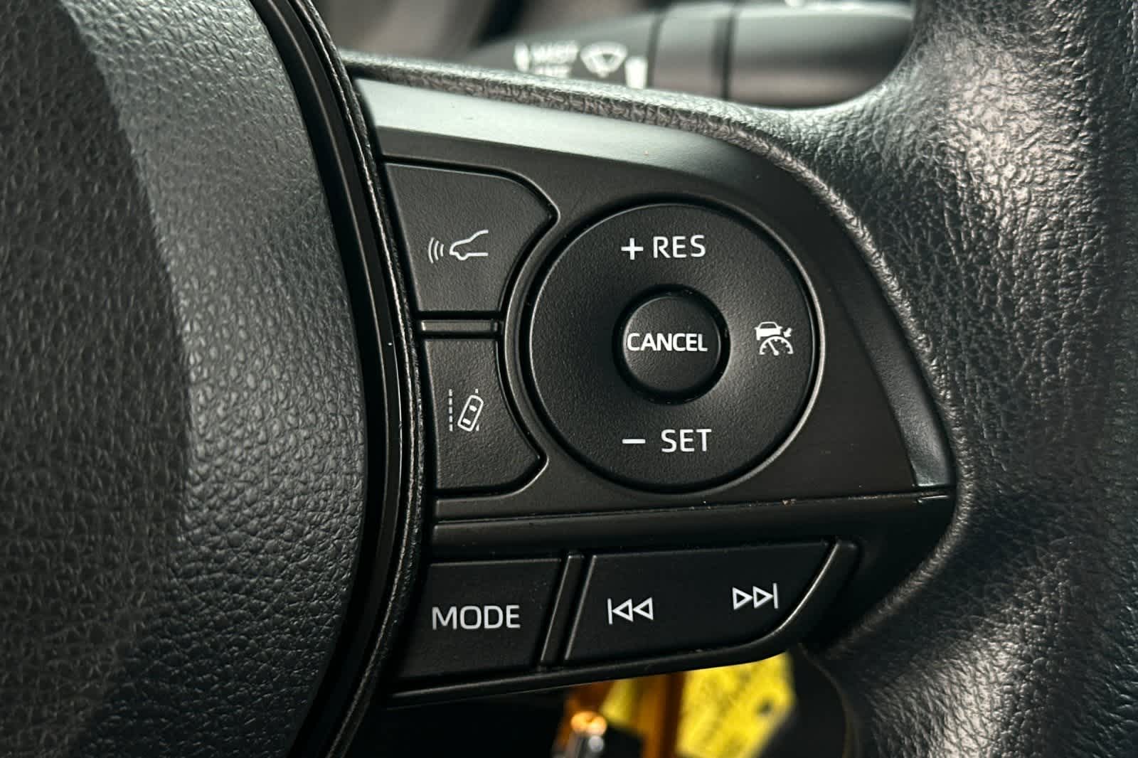 Thumbnail: 2022 Toyota Corolla - 27