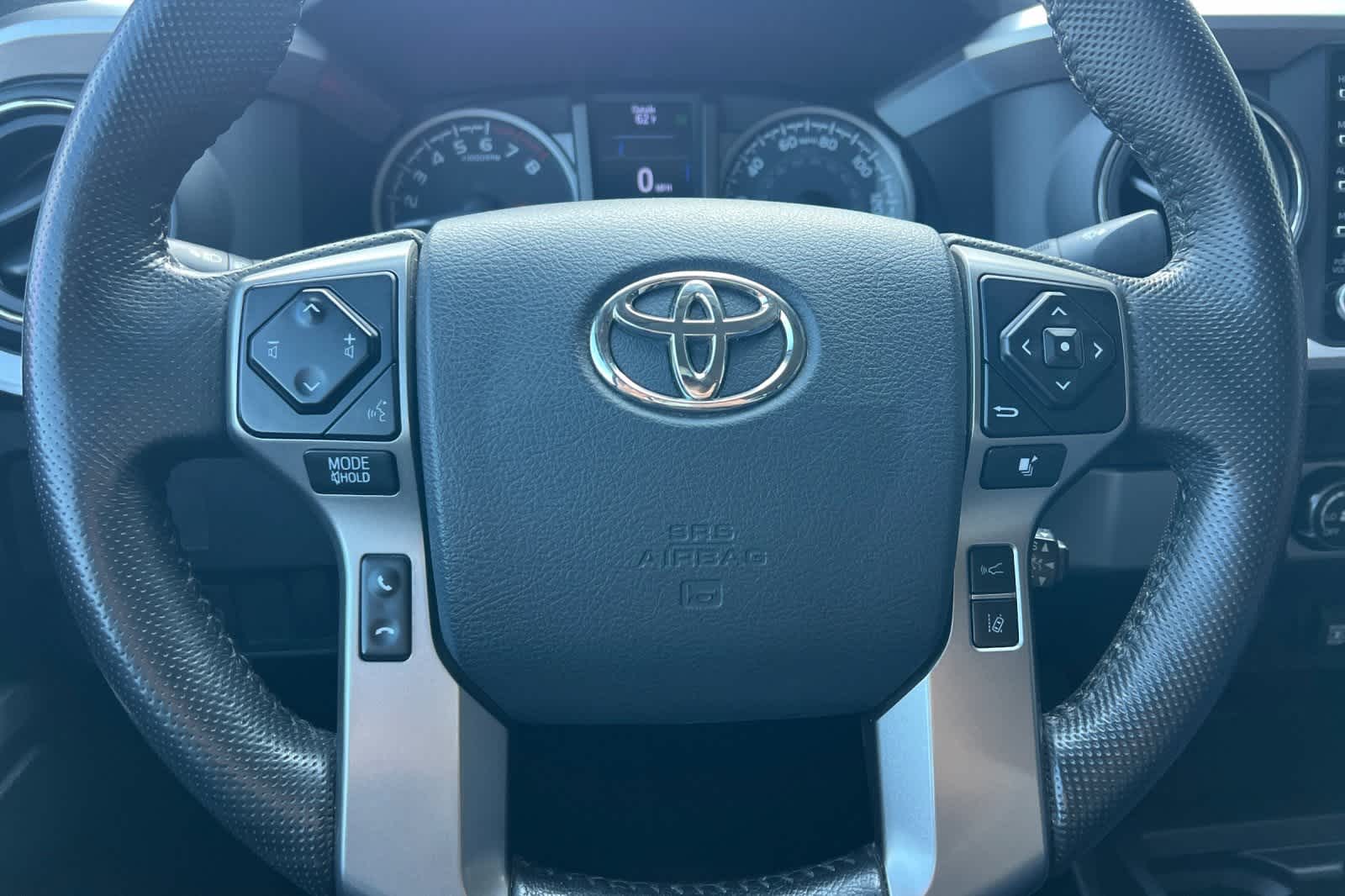 Thumbnail: 2020 Toyota Tacoma - 23