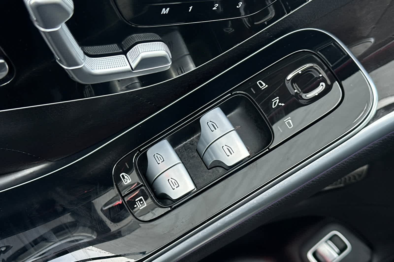 Thumbnail: 2023 Mercedes-Benz S-Class - 14