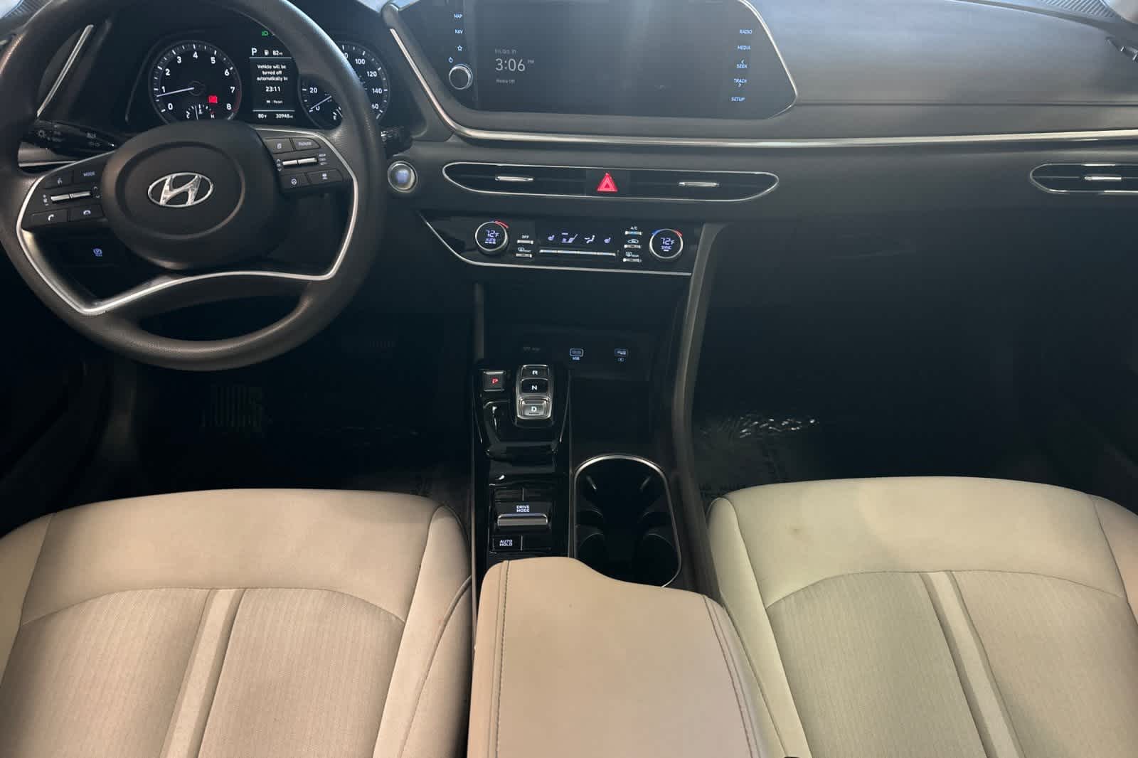 Thumbnail: 2023 Hyundai Sonata - 4