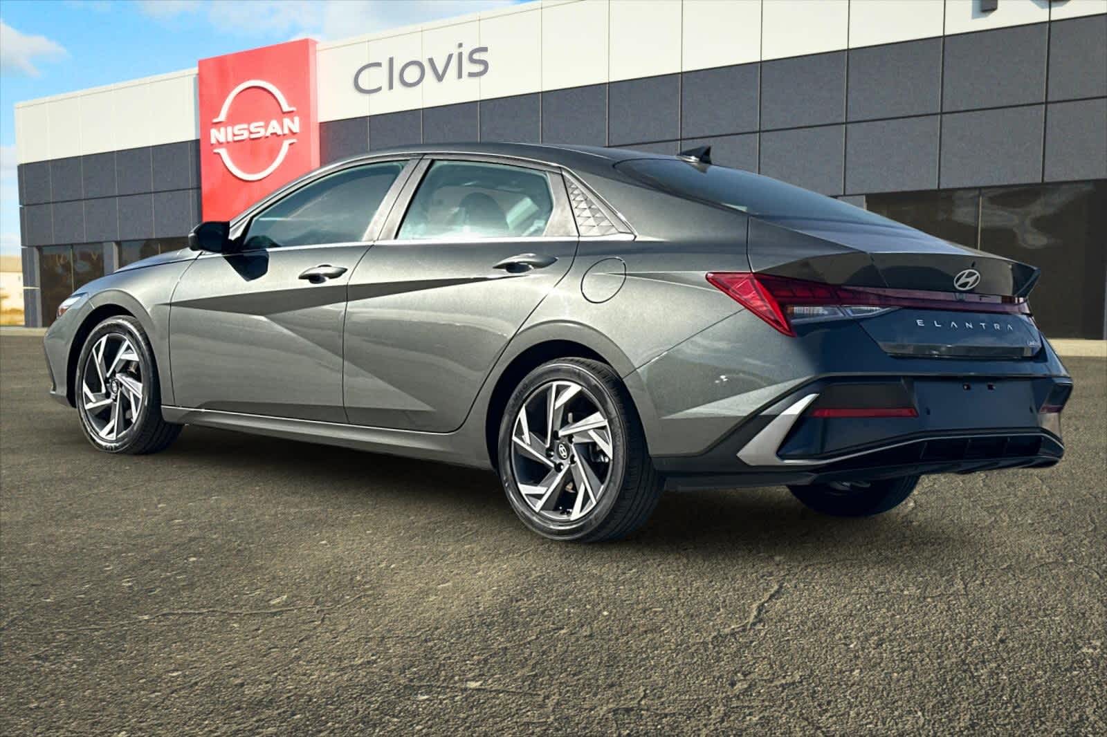 Thumbnail: 2024 Hyundai Elantra - 7