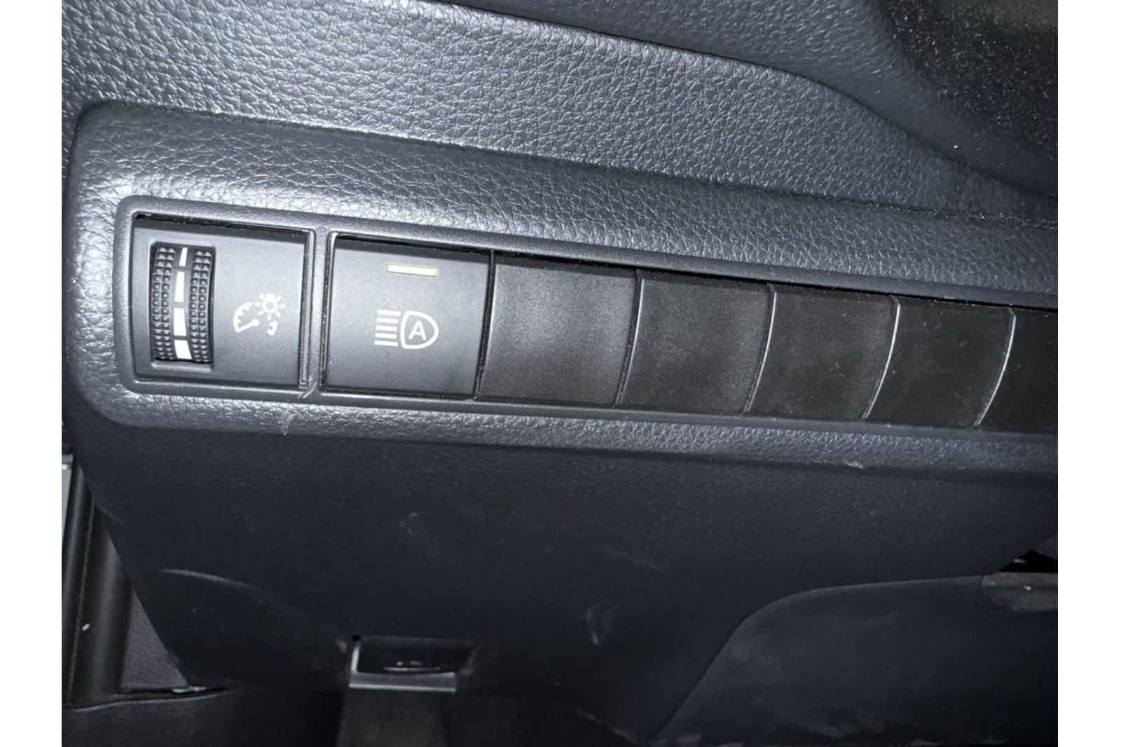 Thumbnail: 2024 Toyota Corolla - 30