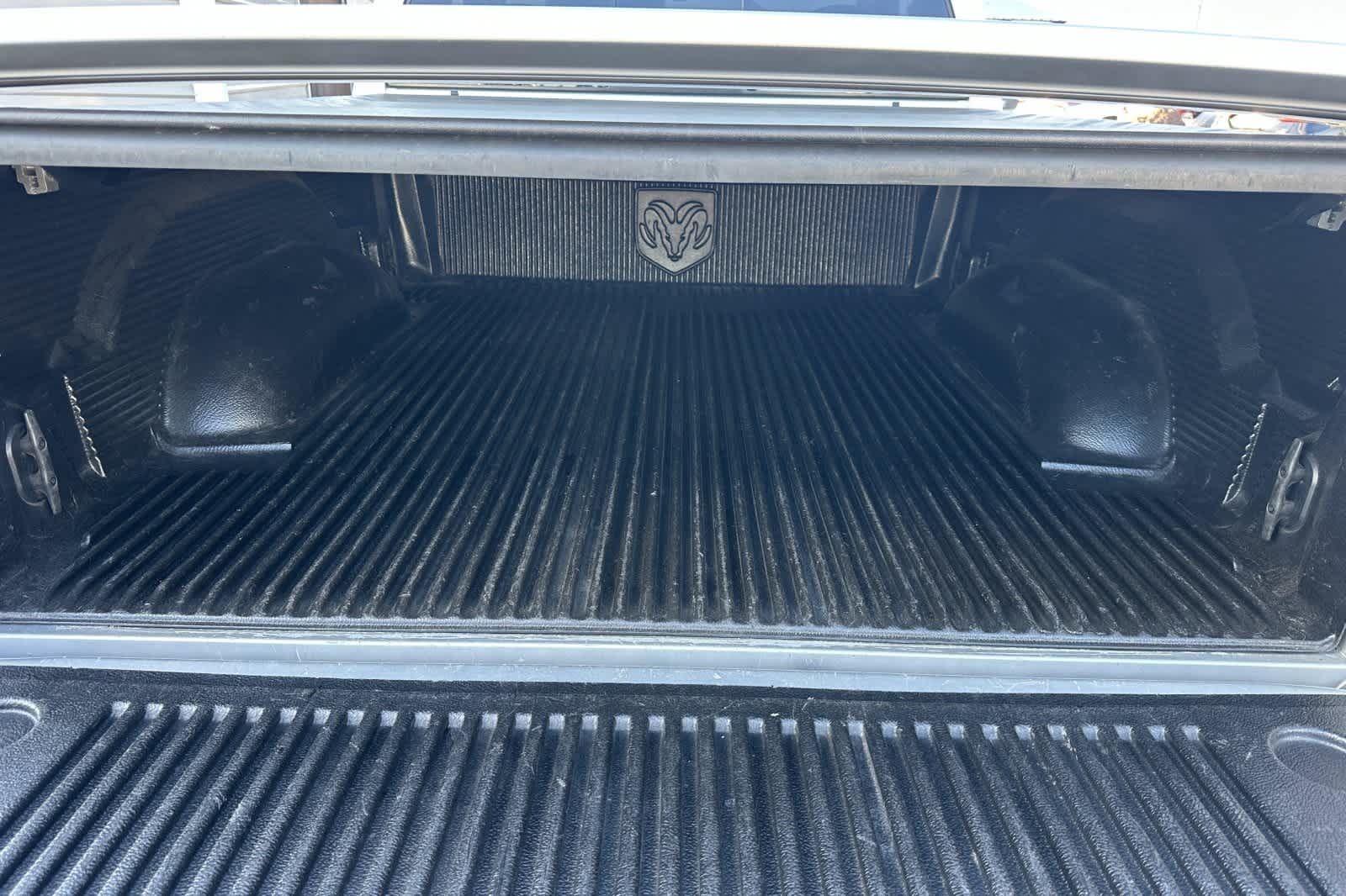 Thumbnail: 2004 Dodge Ram 1500 - 5