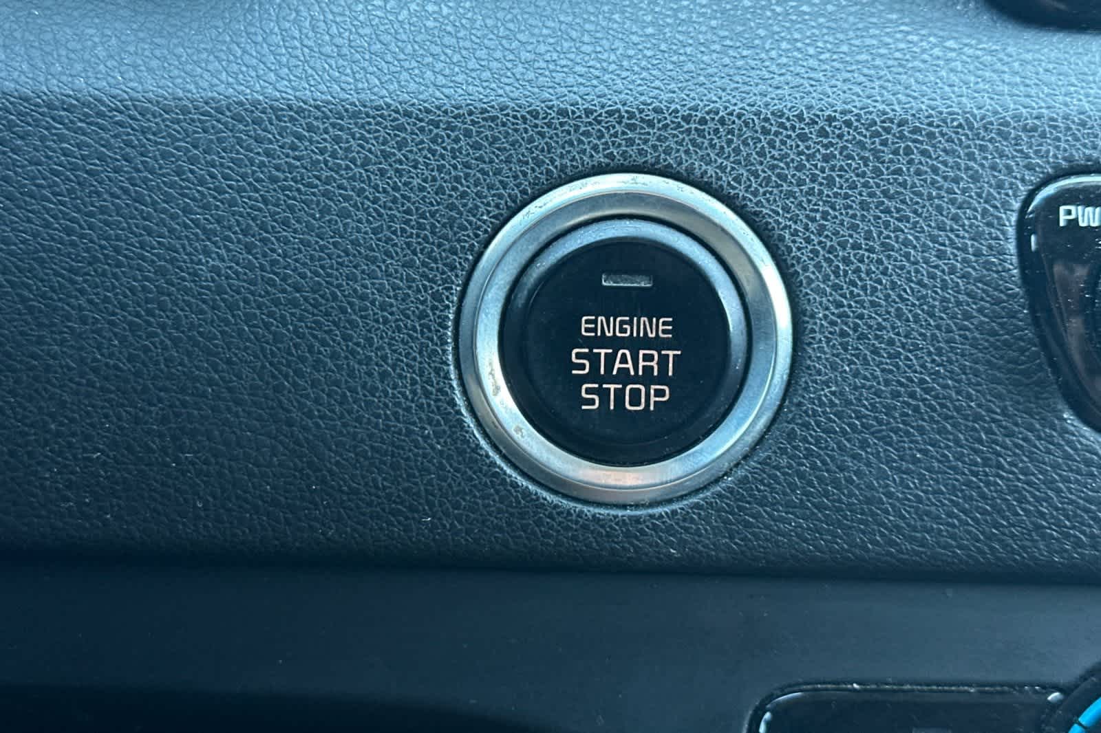 Thumbnail: 2018 Kia Niro - 25