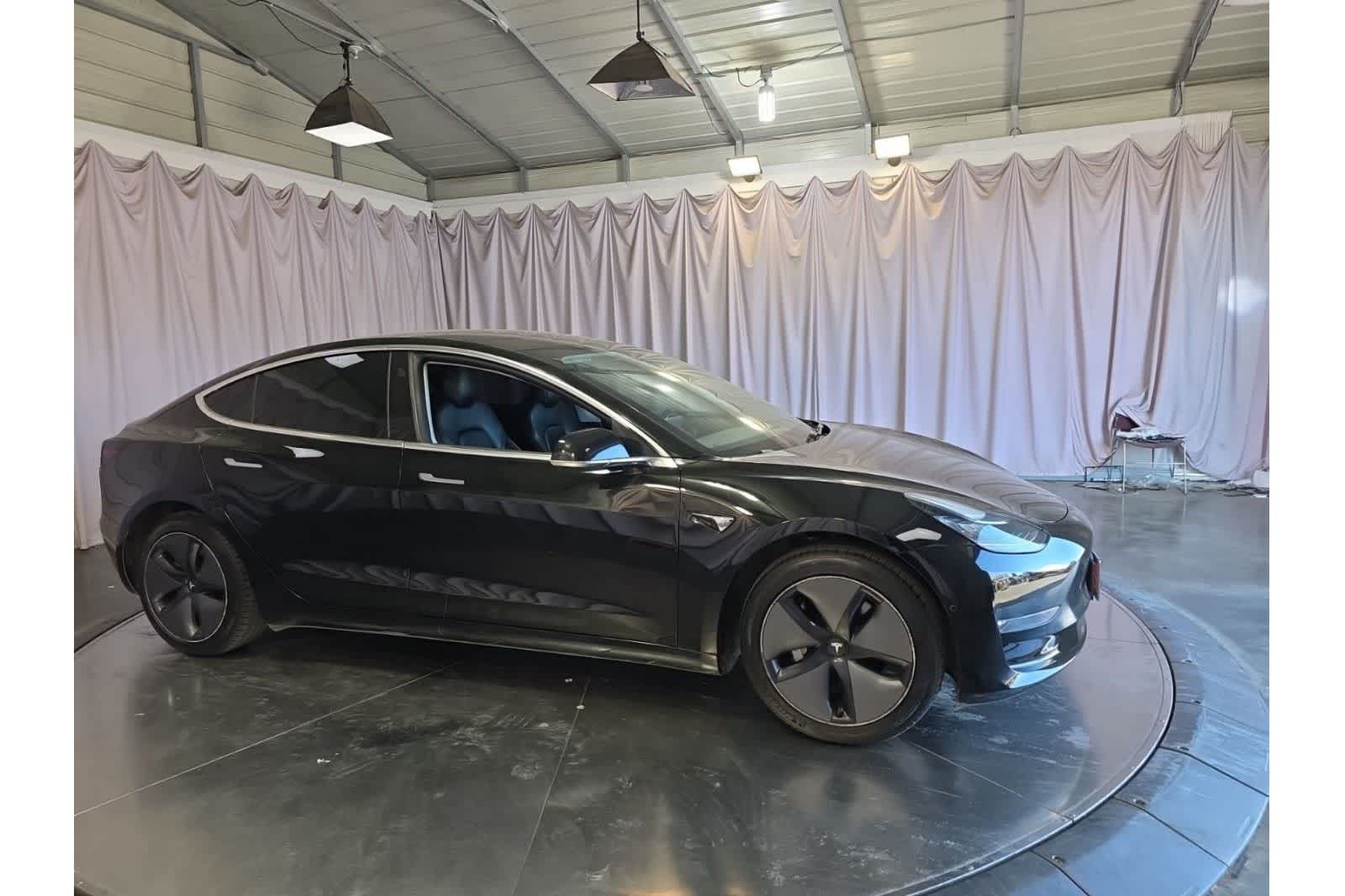 Thumbnail: 2018 Tesla Model 3 - 7