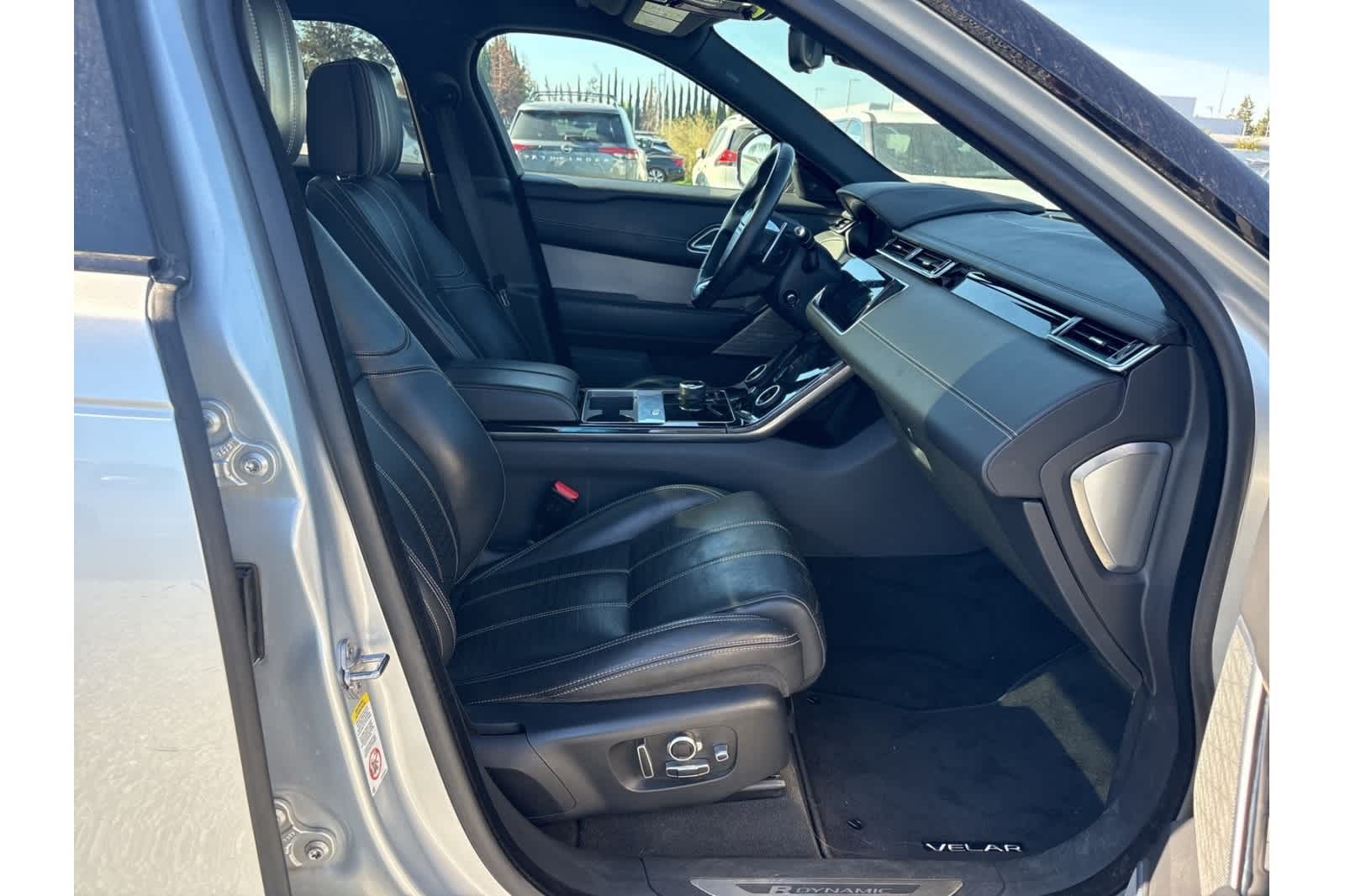 Thumbnail: 2019 Land Rover Range Rover Velar - 14