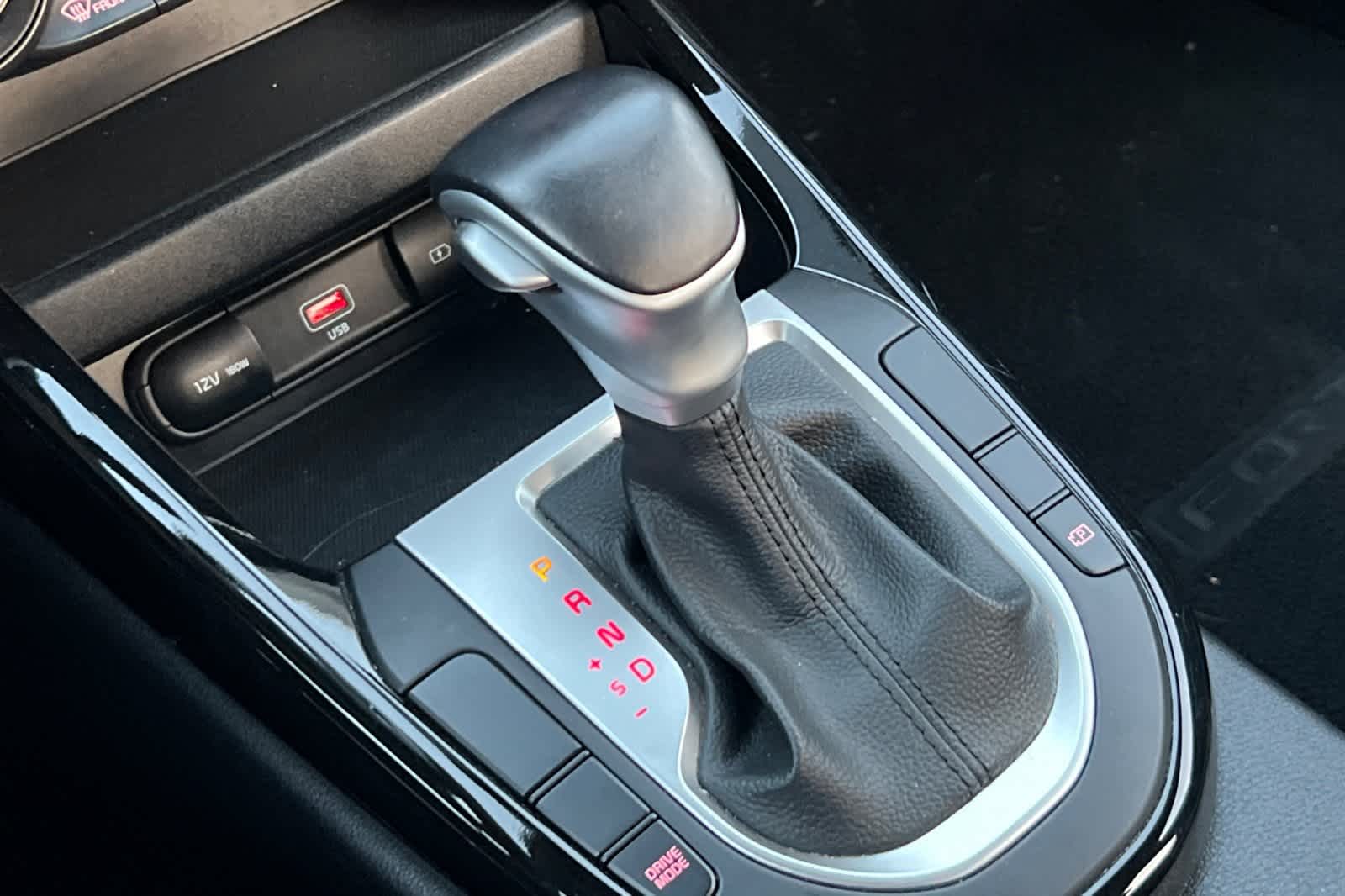 Thumbnail: 2023 Kia Forte - 24