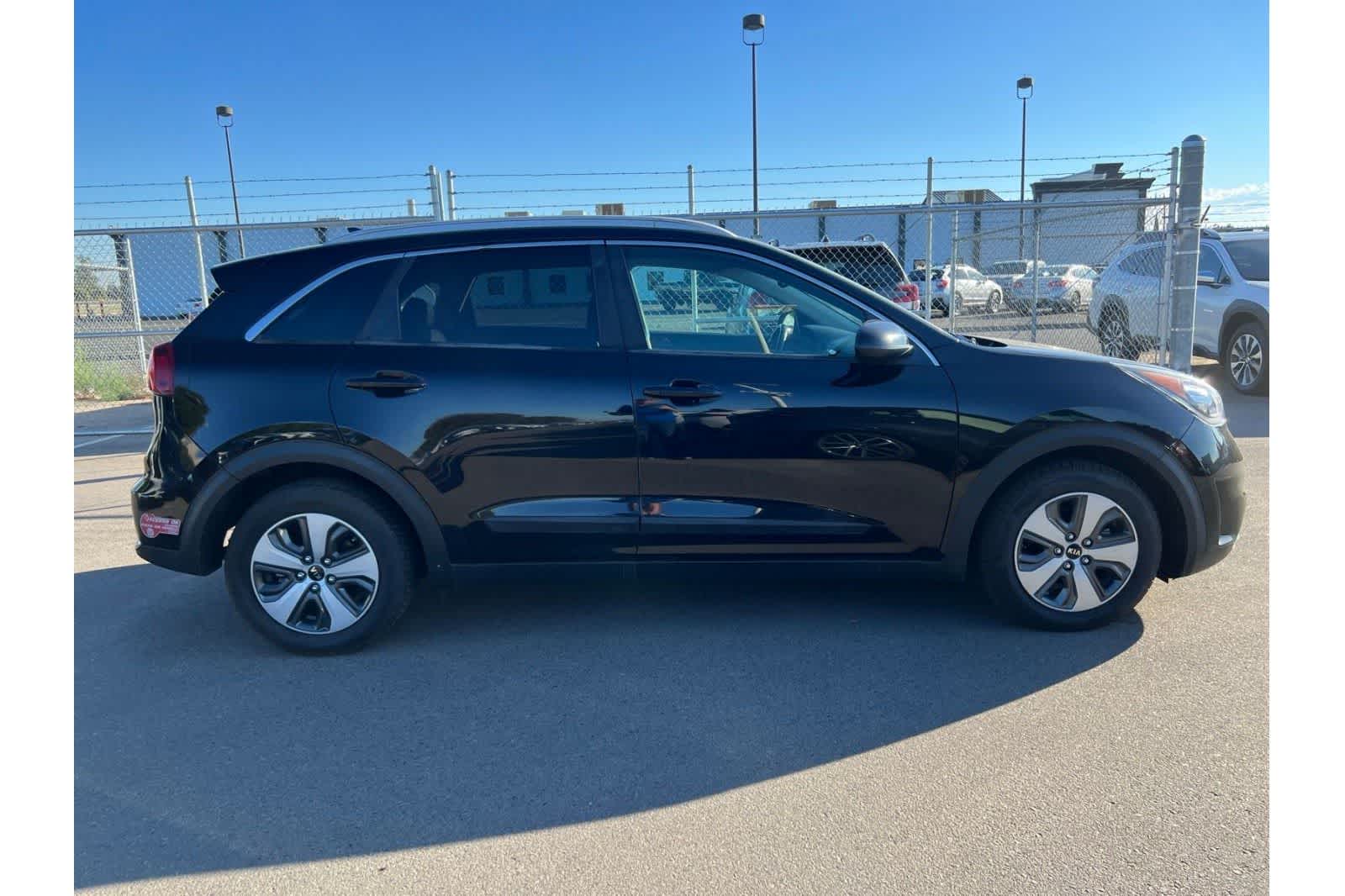 Thumbnail: 2018 Kia Niro - 11