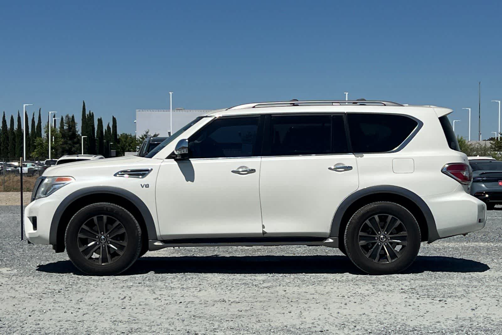 Thumbnail: 2017 Nissan Armada - 6