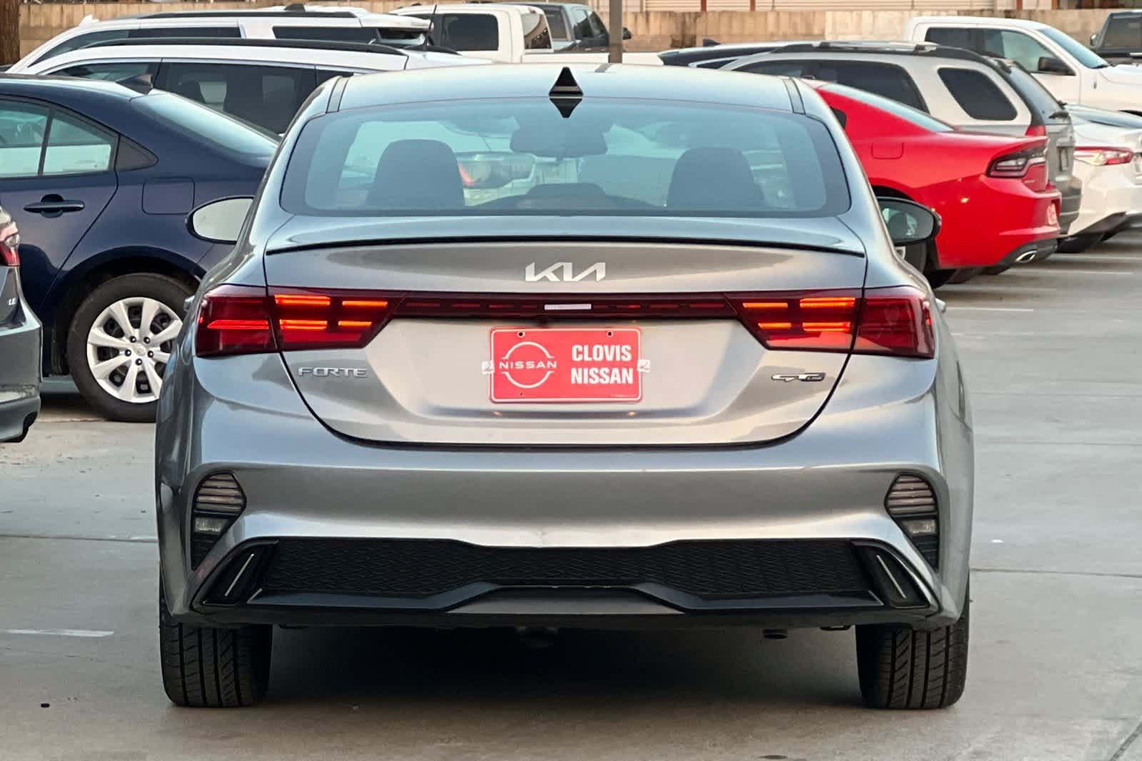 Thumbnail: 2023 Kia Forte - 8