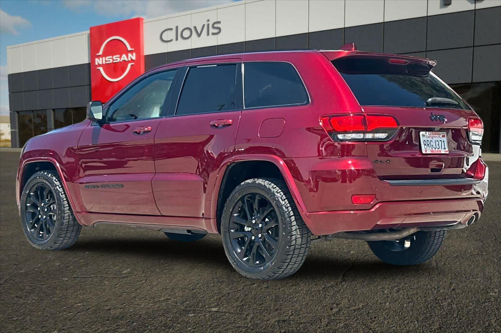 Thumbnail: 2020 Jeep Grand Cherokee - 7