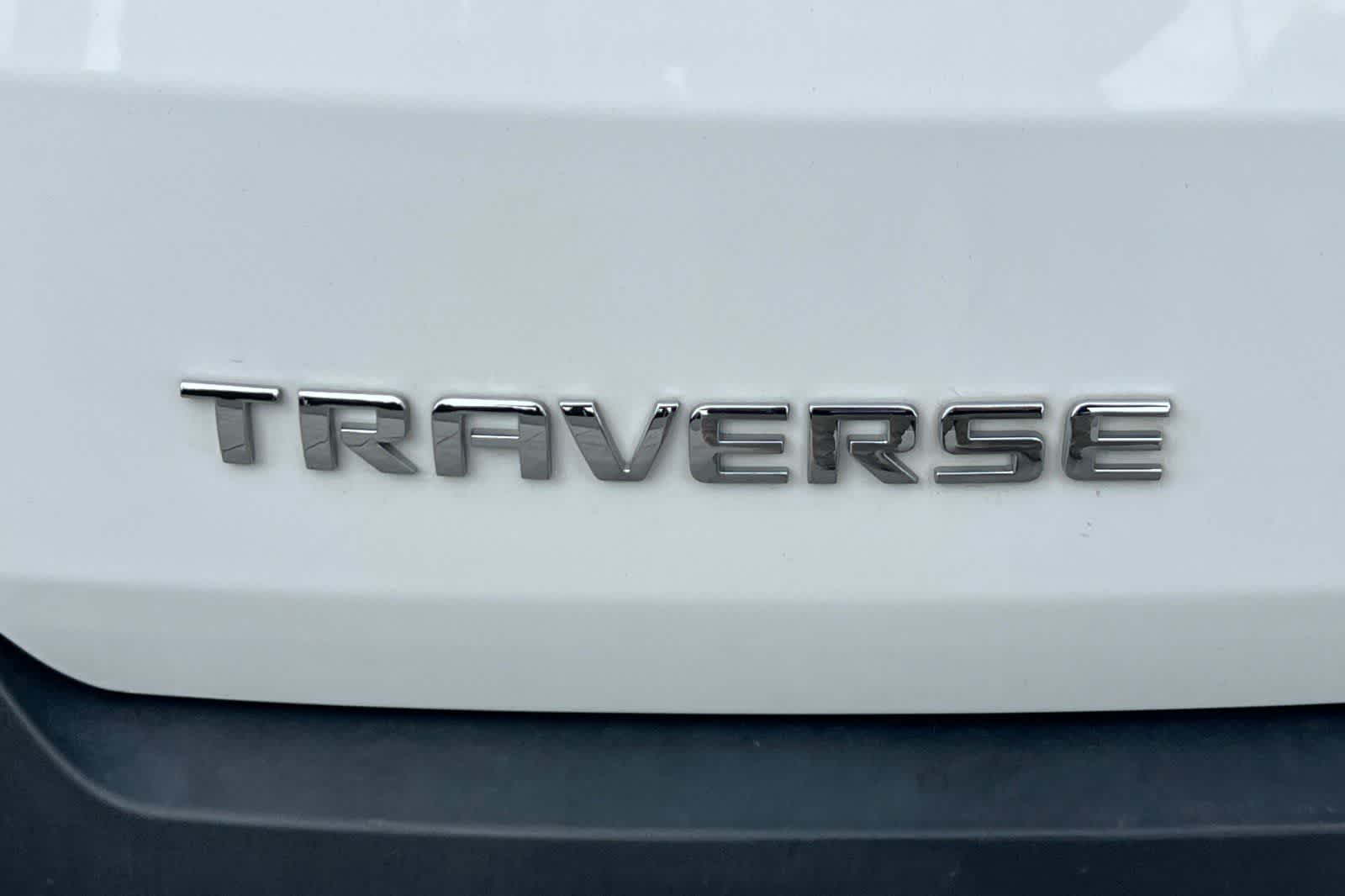 Thumbnail: 2018 Chevrolet Traverse - 13