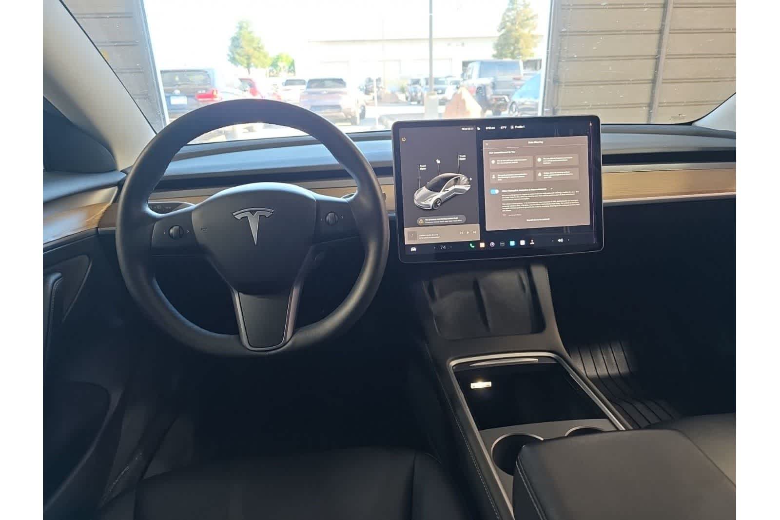 Thumbnail: 2023 Tesla Model 3 - 17