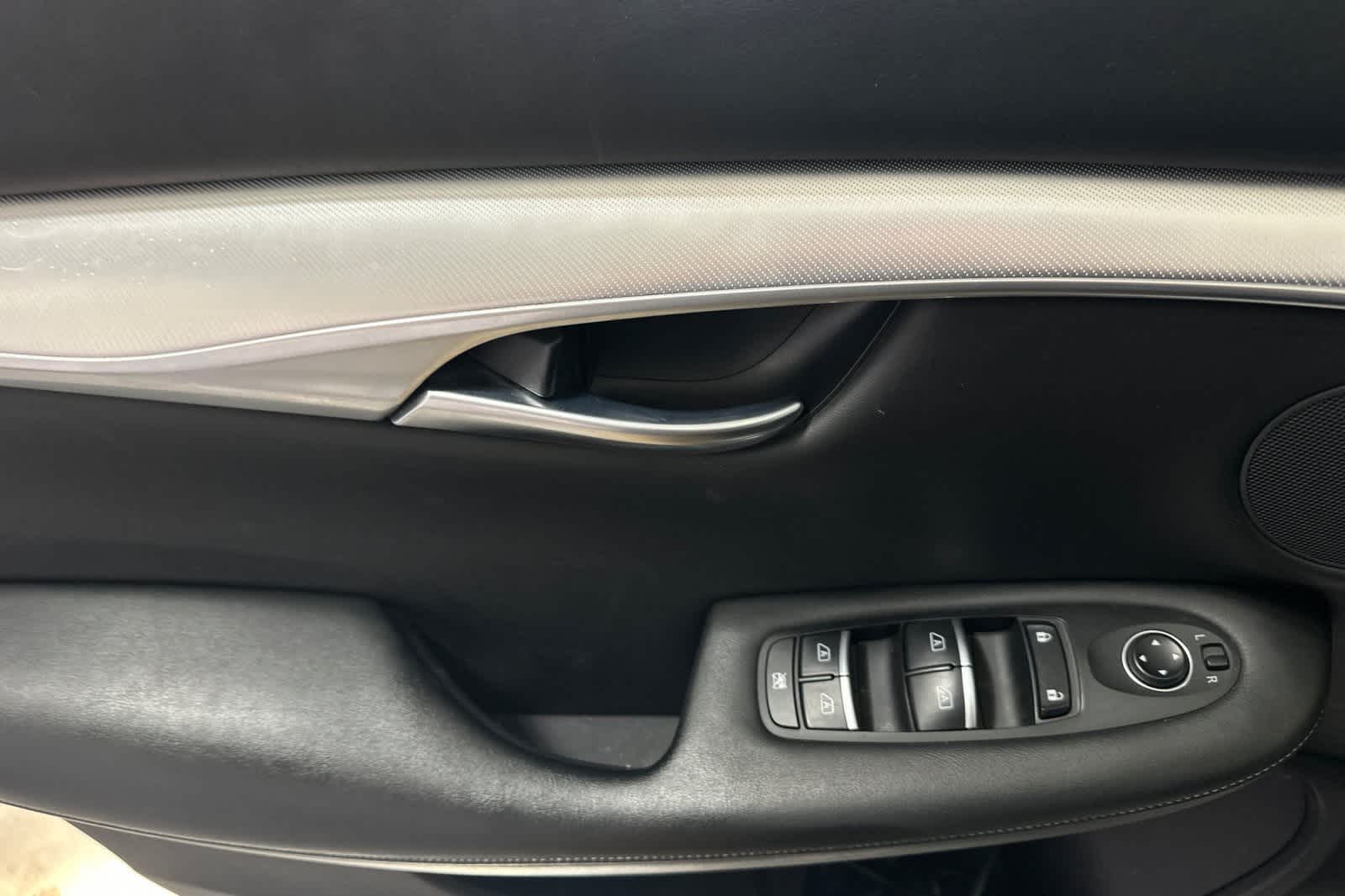 Thumbnail: 2020 INFINITI QX50 - 15