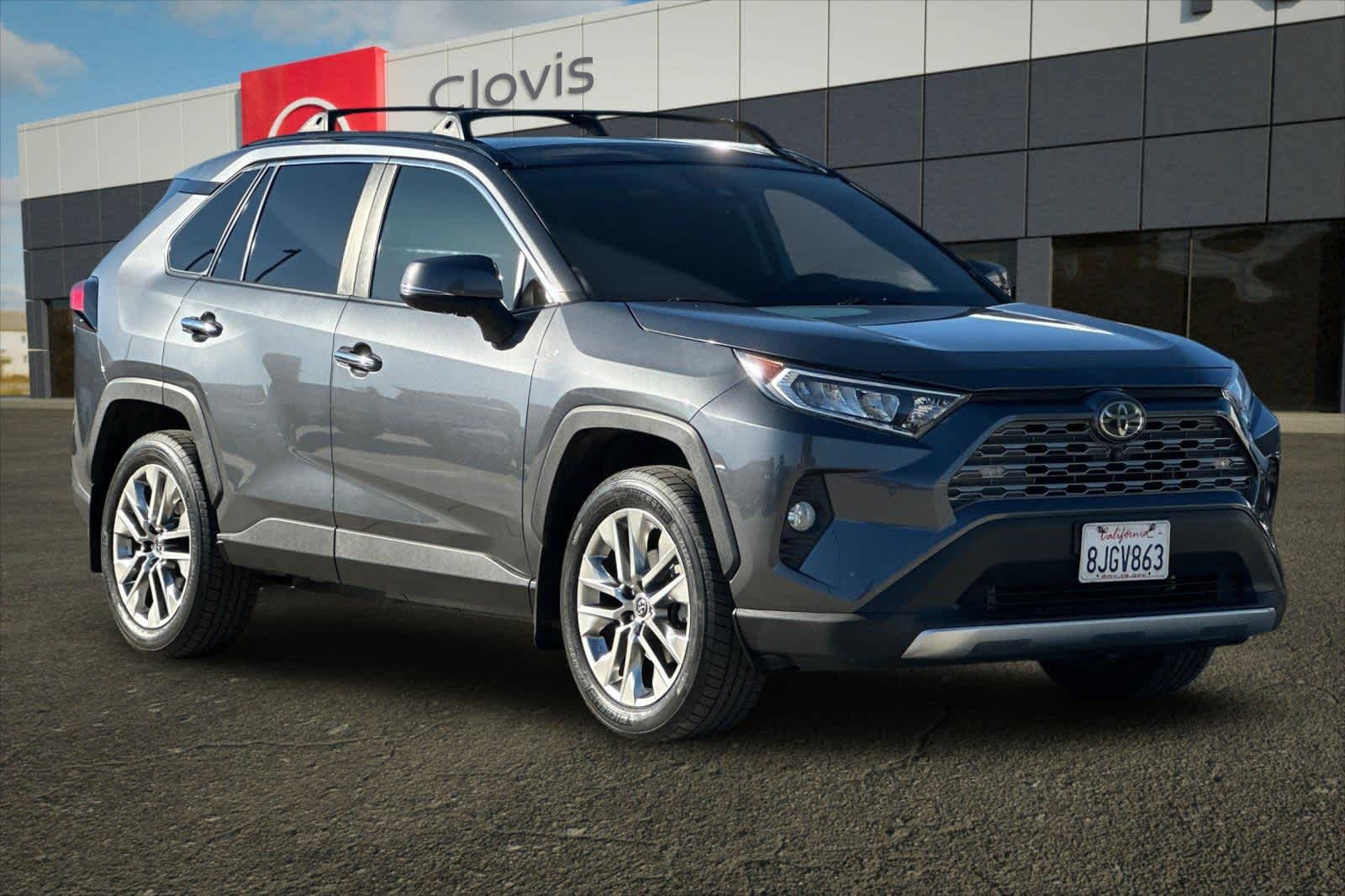 Thumbnail: 2019 Toyota RAV4 - 10