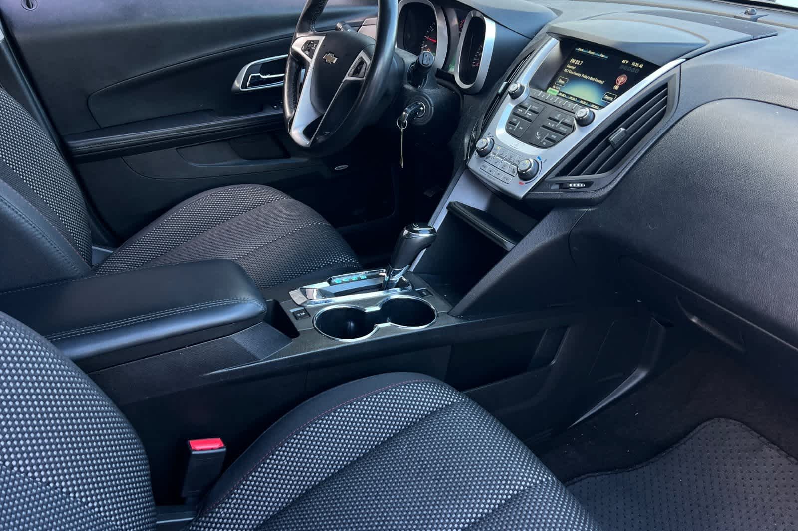 Thumbnail: 2016 Chevrolet Equinox - 17