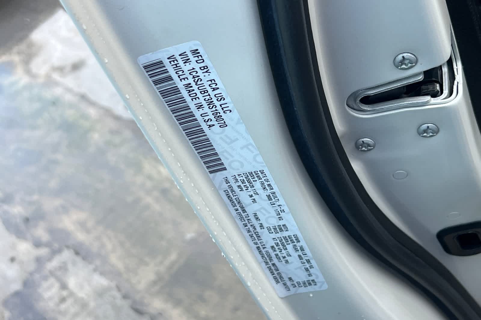 Thumbnail: 2022 Jeep Wagoneer - 40