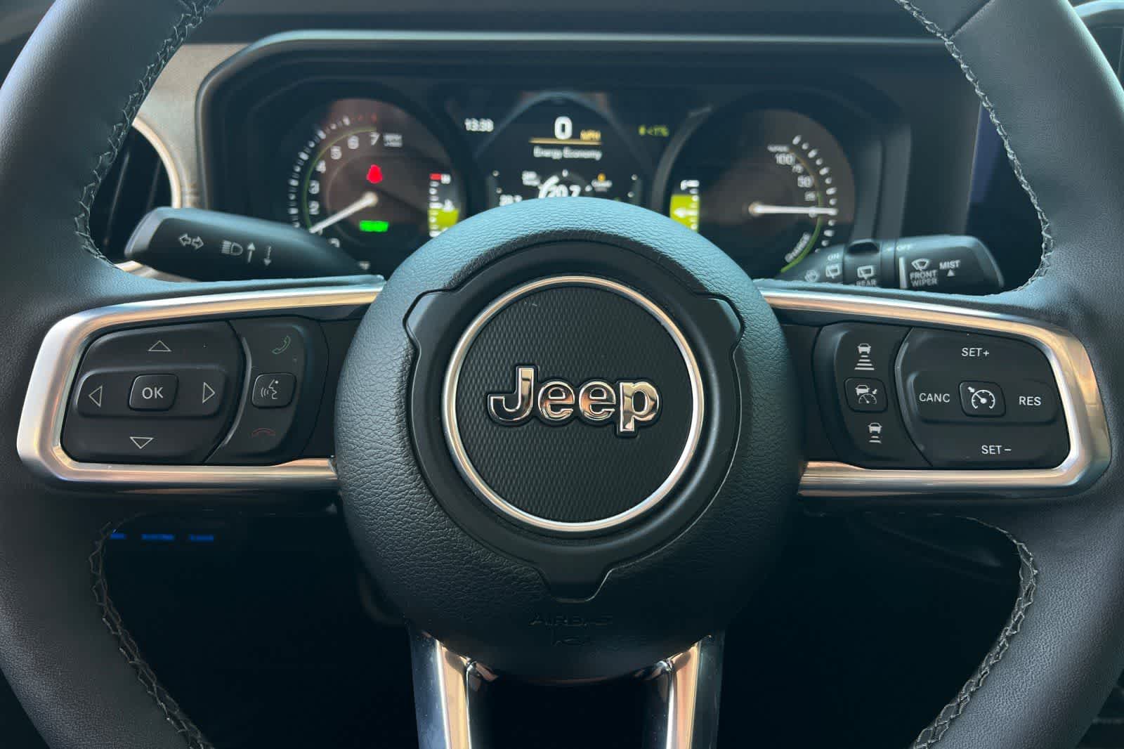 Thumbnail: 2025 Jeep Wrangler - 24