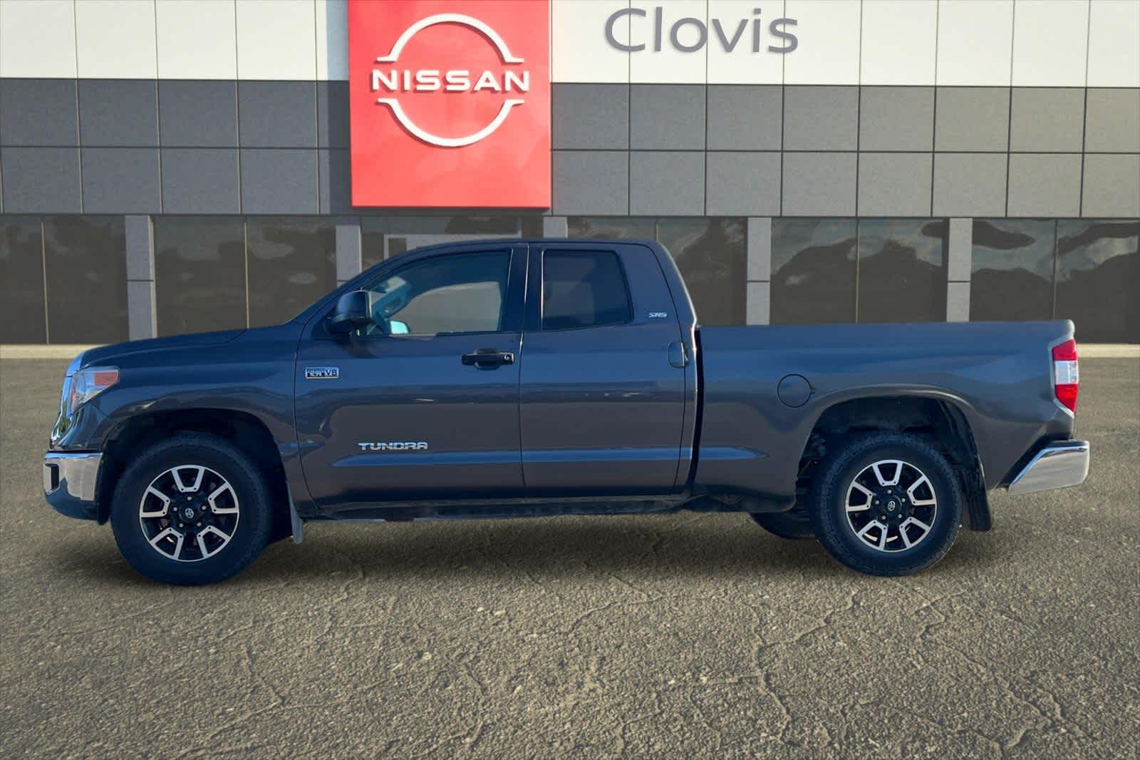Thumbnail: 2016 Toyota Tundra - 6