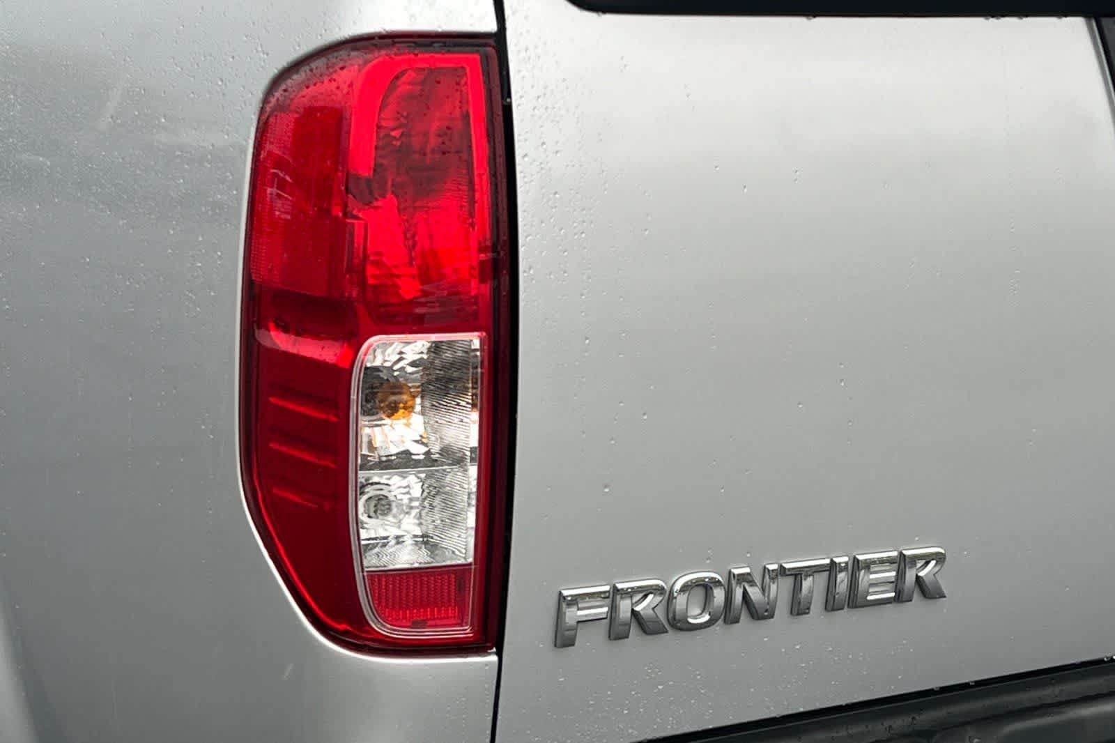 Thumbnail: 2017 Nissan Frontier - 32
