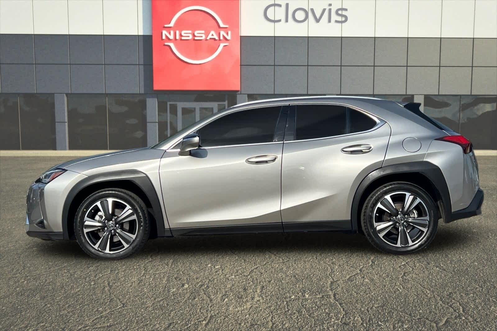 Thumbnail: 2020 Lexus UX - 7