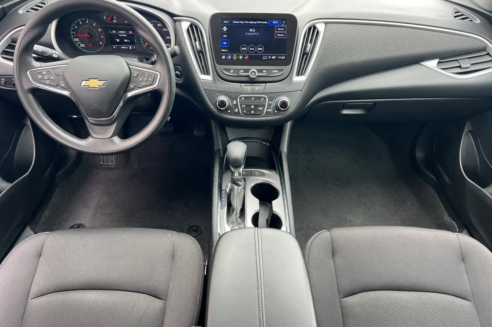 Thumbnail: 2024 Chevrolet Malibu - 4