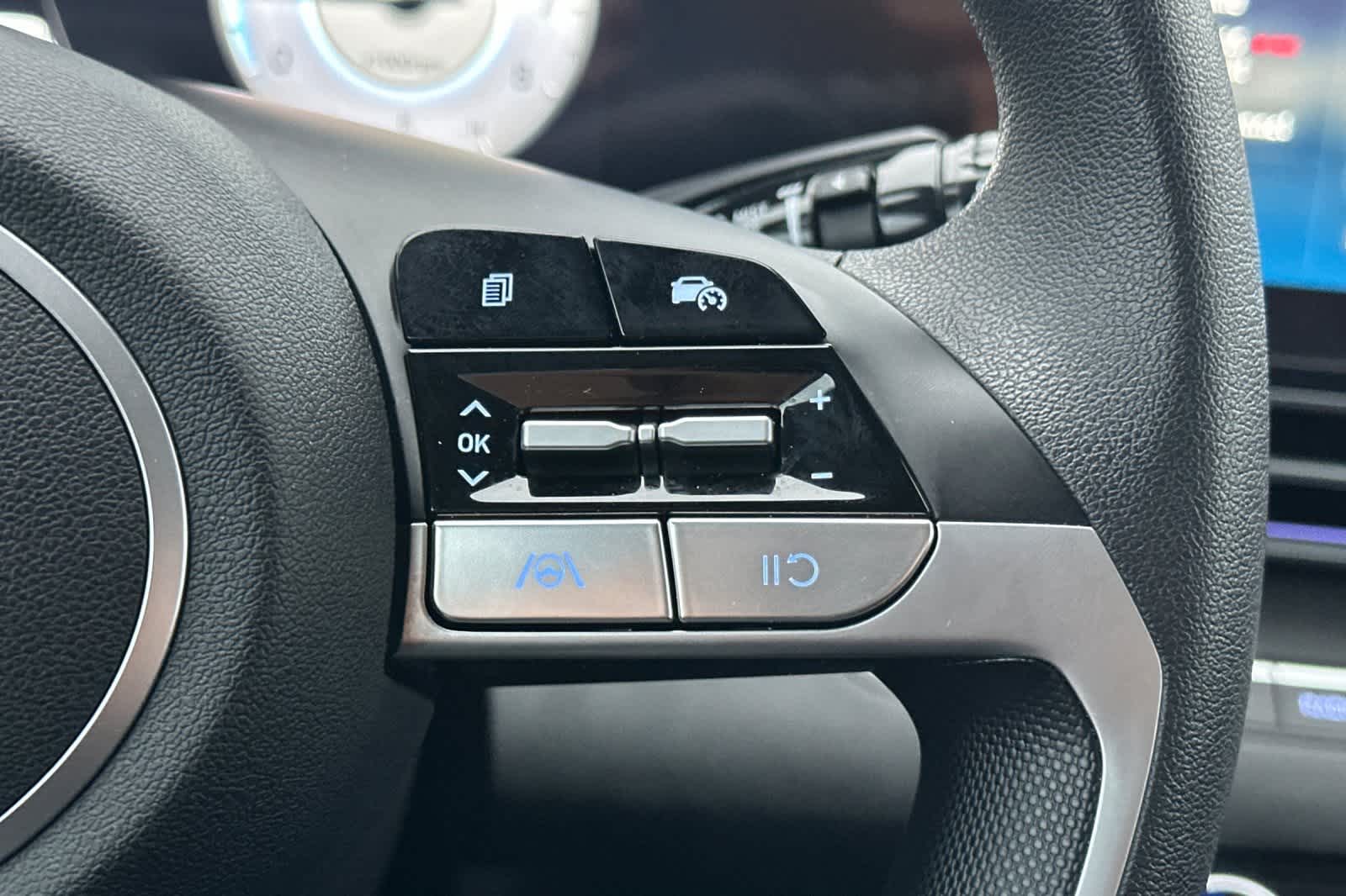 Thumbnail: 2024 Hyundai Elantra - 26