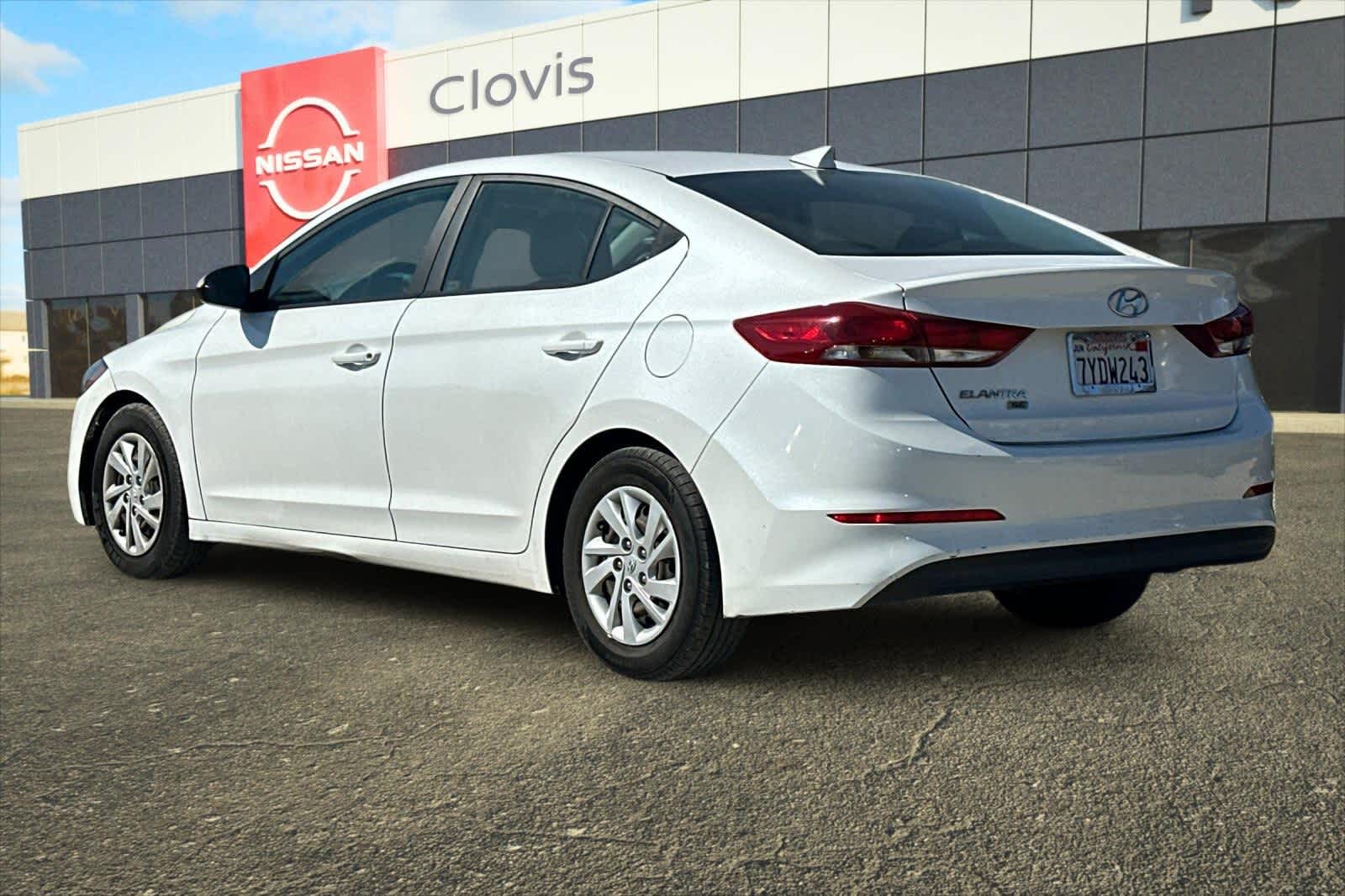Thumbnail: 2017 Hyundai Elantra - 7