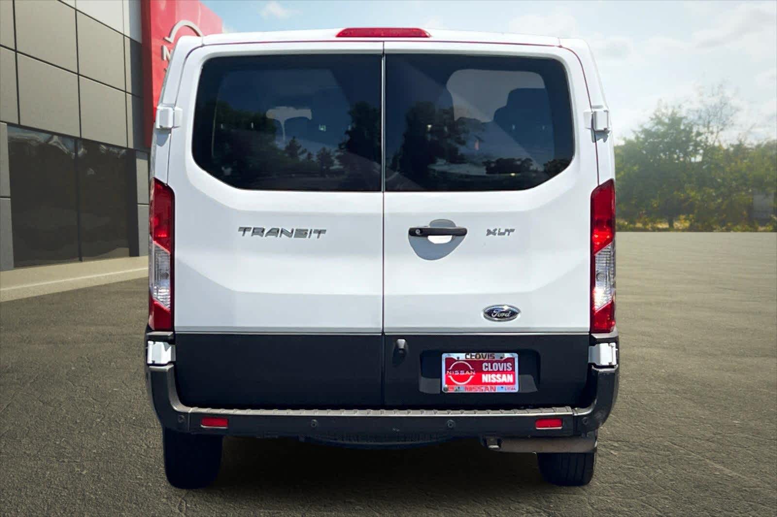 2021 Ford Econoline E-350 8