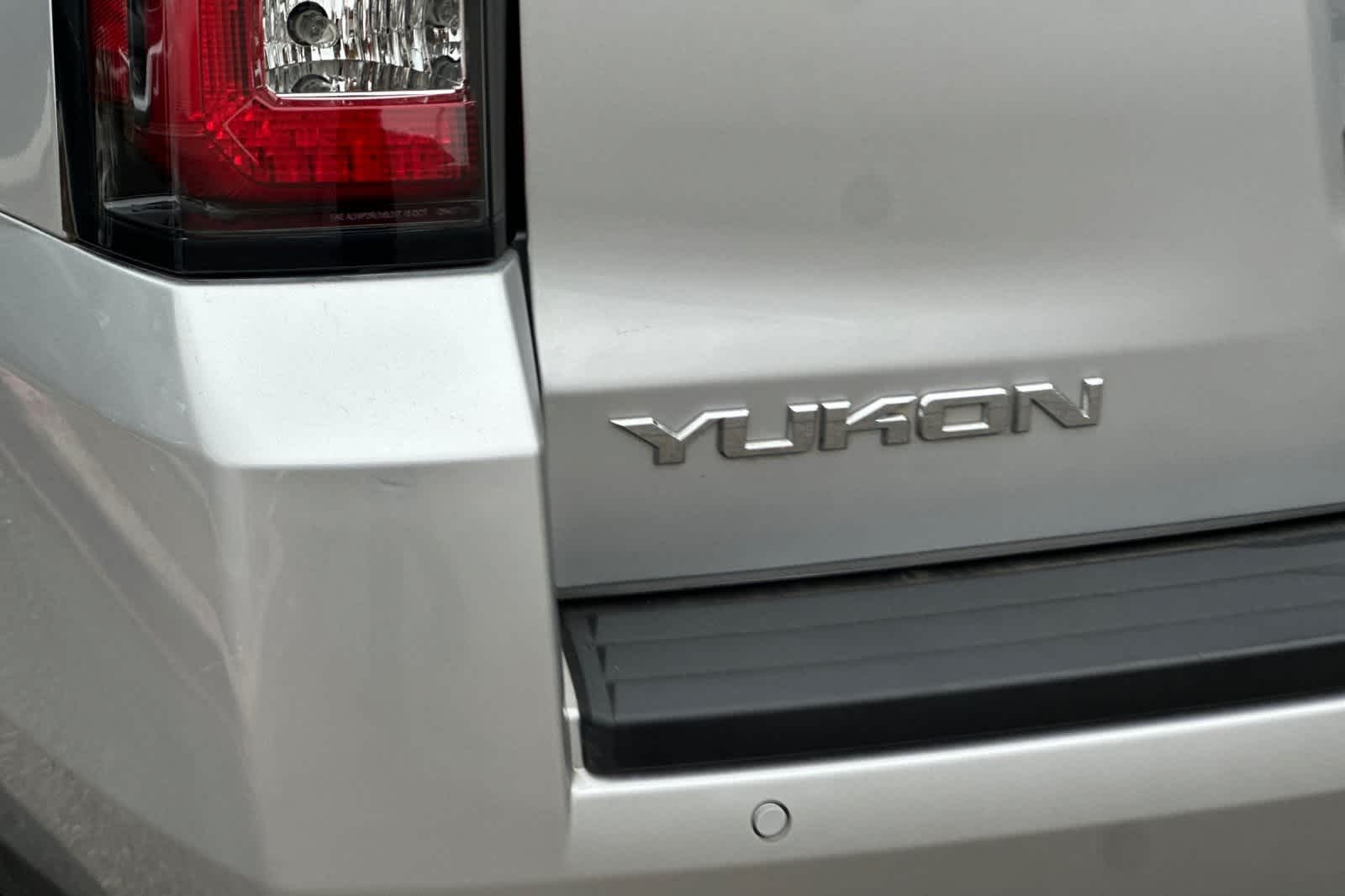 Thumbnail: 2015 GMC Yukon - 38