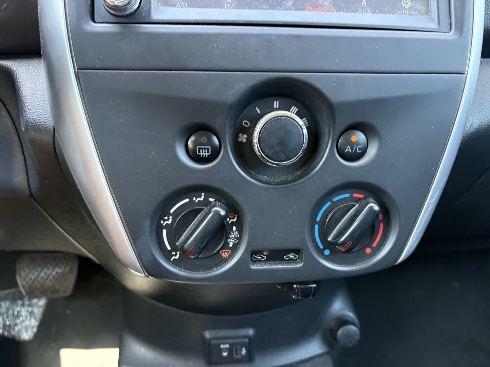 Thumbnail: 2019 Nissan Versa - 18