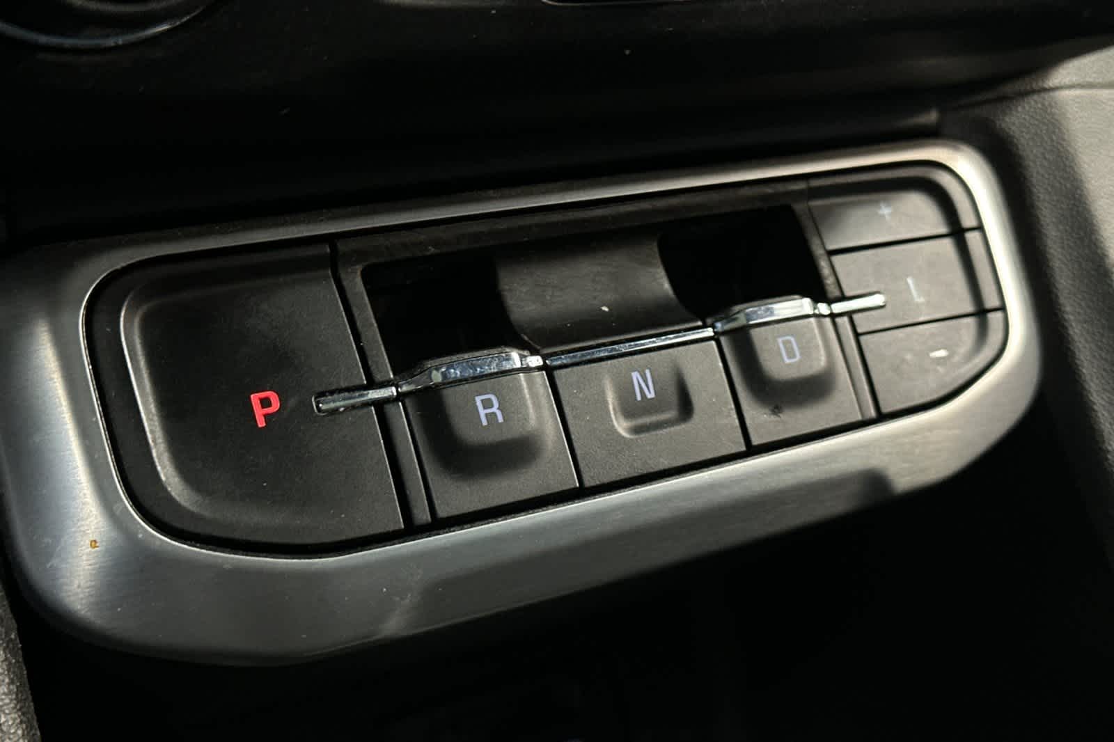 Thumbnail: 2020 GMC Acadia - 24
