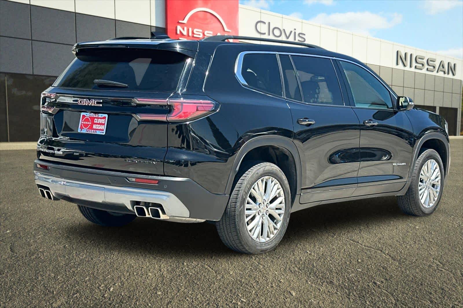 Thumbnail: 2024 GMC Acadia - 3