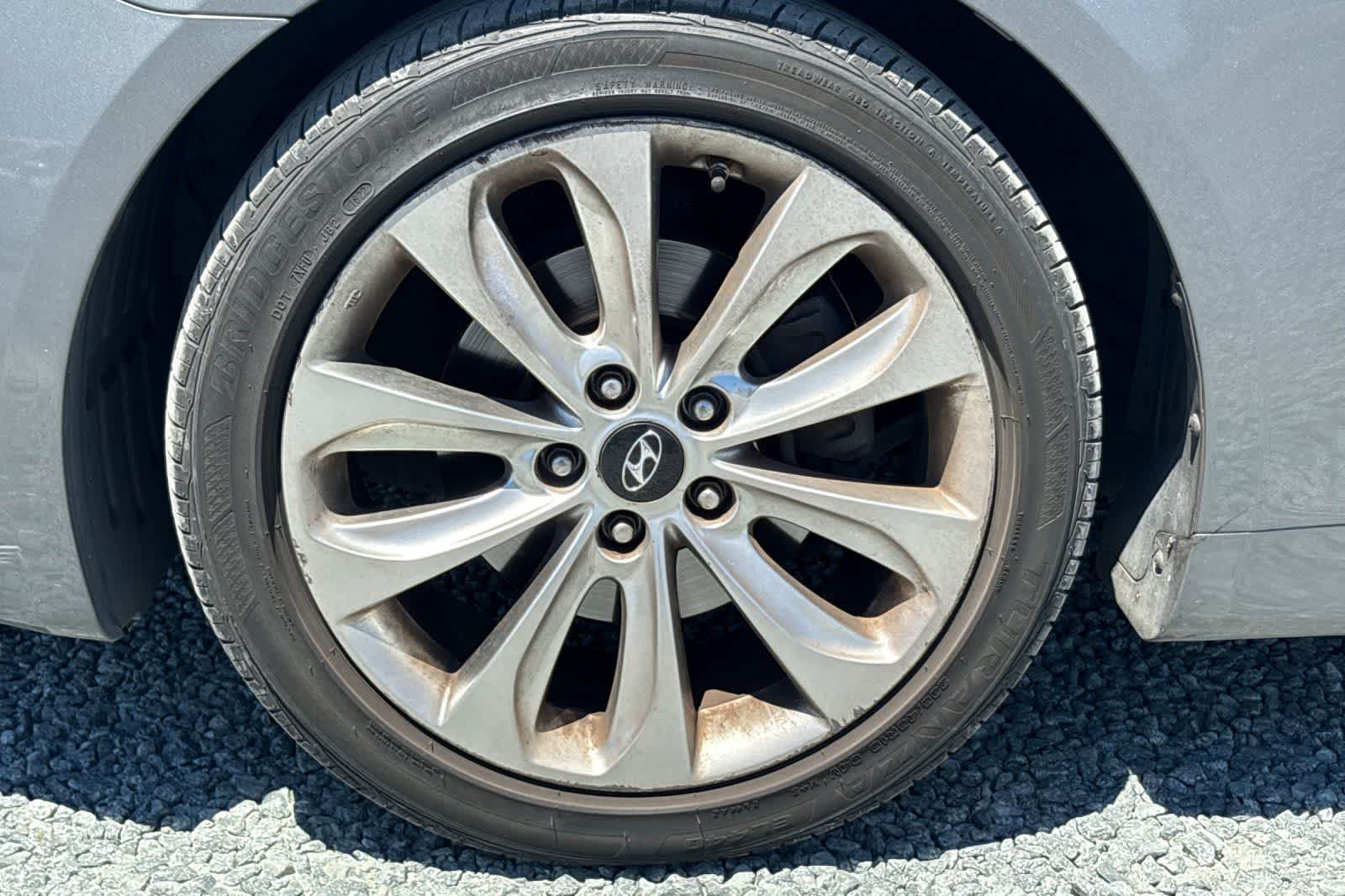 Thumbnail: 2013 Hyundai Sonata - 10