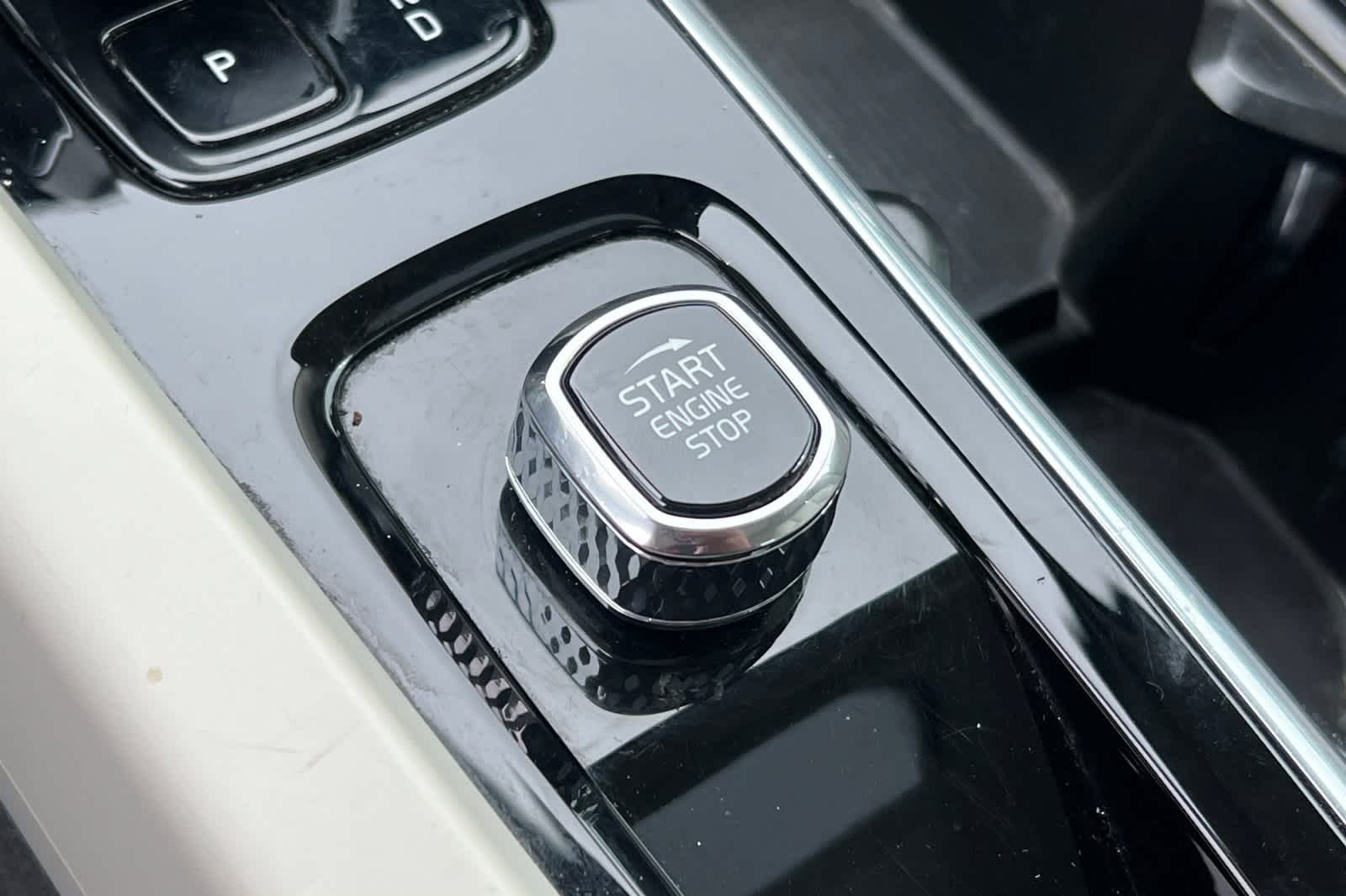 Thumbnail: 2024 Volvo S60 - 26