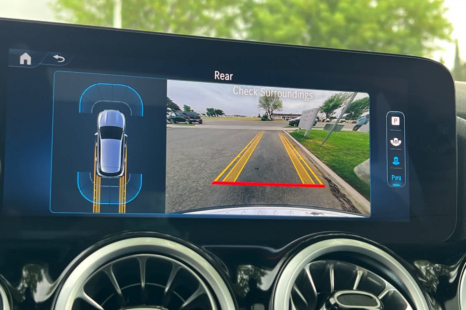 Thumbnail: 2025 Mercedes-Benz GLA - 22