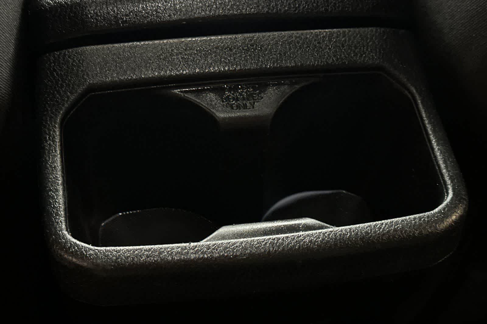 Thumbnail: 2020 Toyota Tacoma - 15